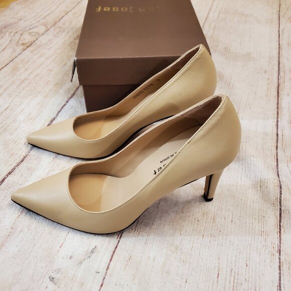 Jon Josef taupe pointy toe heels sz 5 - Picture 1 of 10